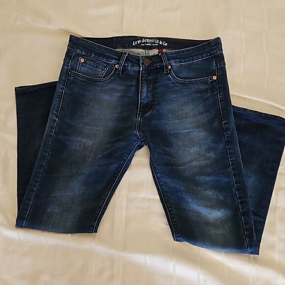 Levi  Strauss & Co Men Relaxed Fit Denim Jeans 34×34  Dark Blue Washed - Picture 16 of 16